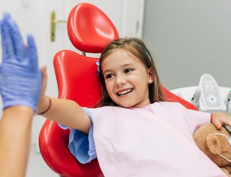 Nitrous Oxide sedation for children miami | child at dentist