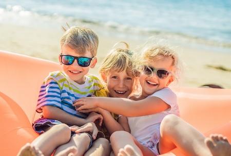 childrens root canal treatment miami | kids at beach