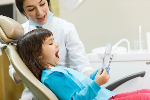 dentistry for kids miami | child at dentist